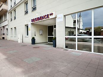Adagio Access Paris - Porte De Versailles 3*